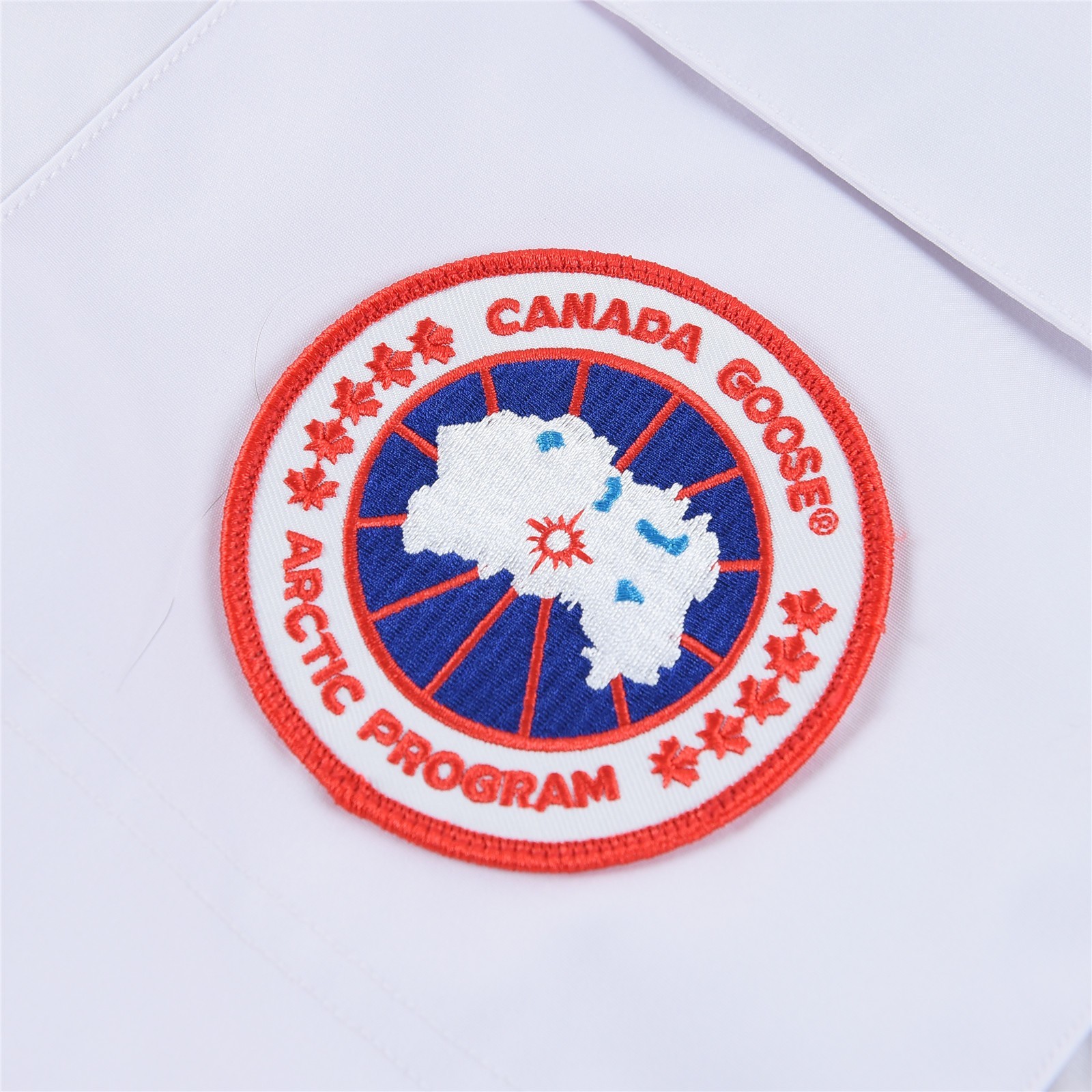 - canada goose 加拿大鹅  08远征款 中长款羽绒服 全白