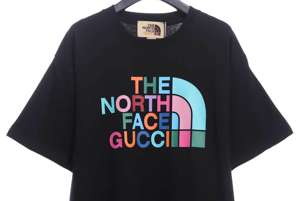 Gucci联名North Face多彩印花短袖TSK1
