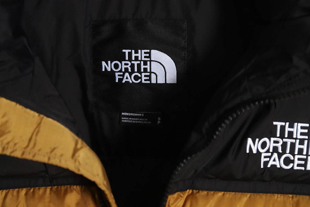 The North Face 1996 Nuptse 经典羽绒服